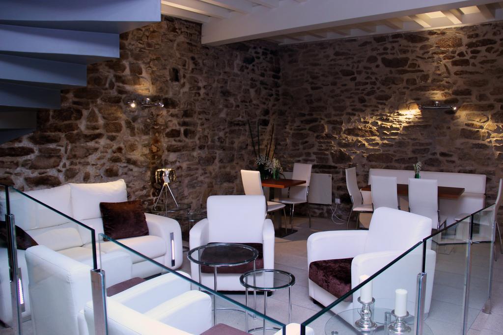 Hotel Montenegro Compostela Сантьяго-де-Компостела Экстерьер фото