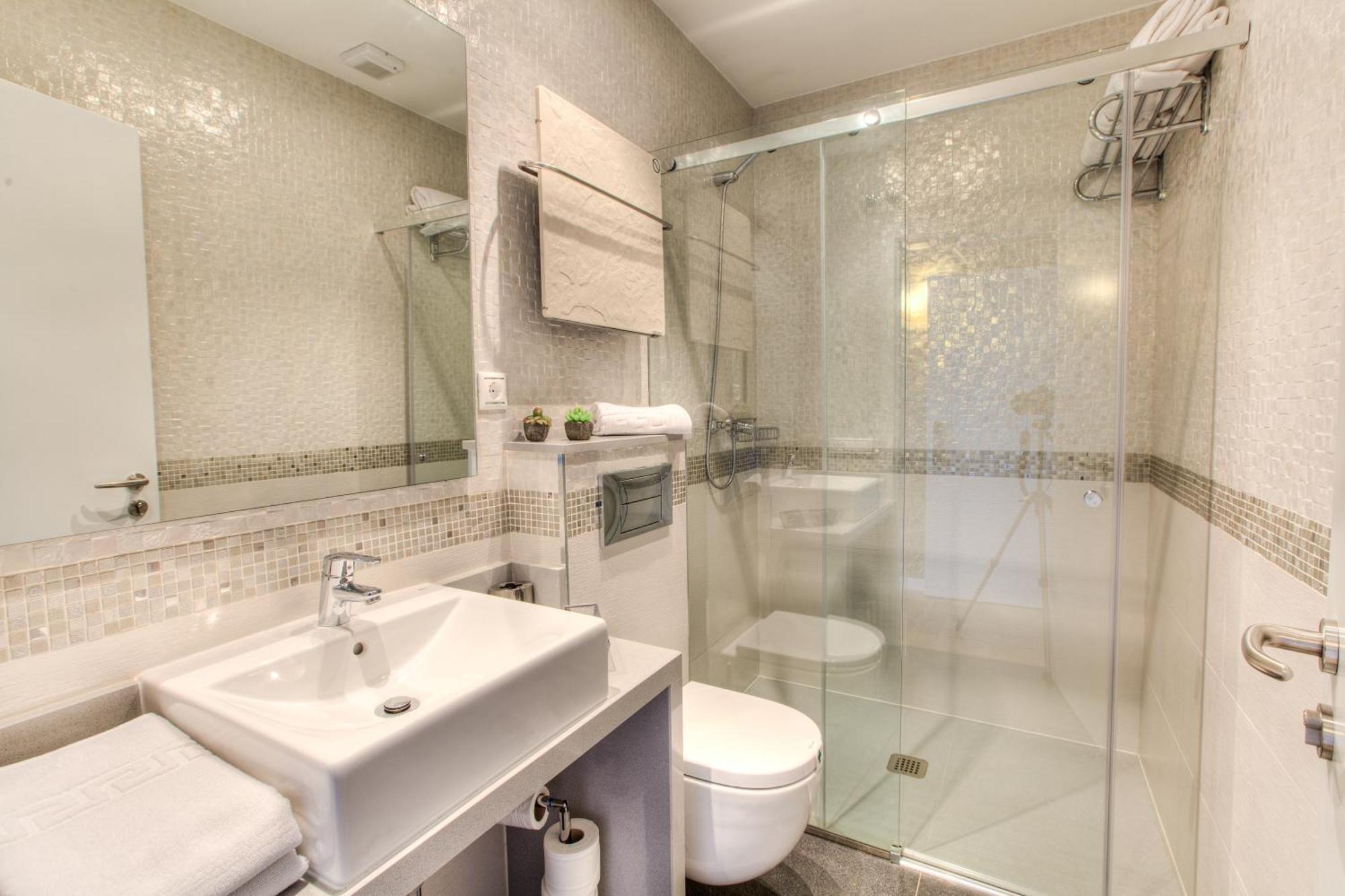 Hotel Montenegro Compostela Сантьяго-де-Компостела Экстерьер фото