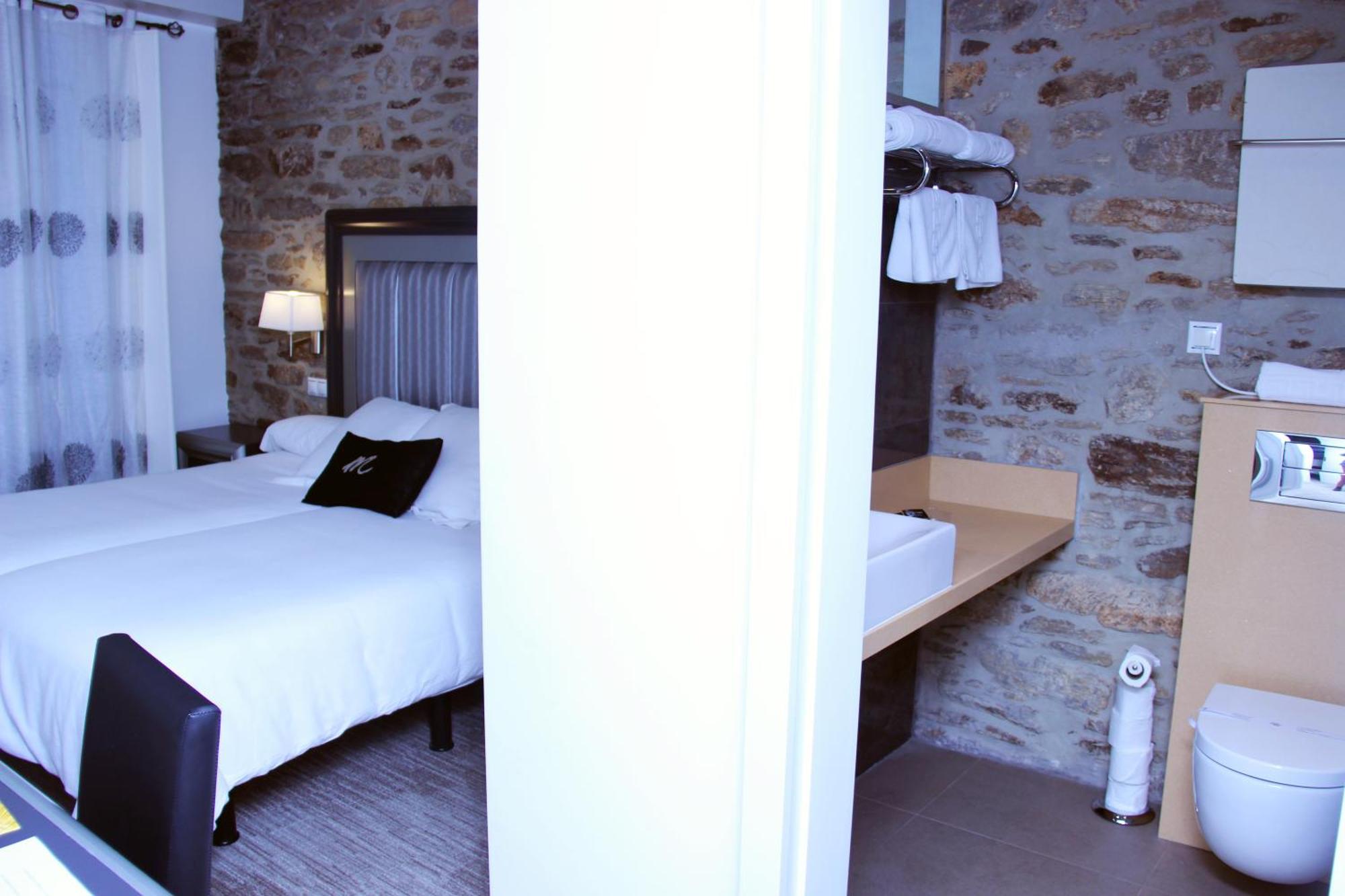 Hotel Montenegro Compostela Сантьяго-де-Компостела Экстерьер фото
